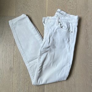 J Brand White Capri Mid Rise size 24
